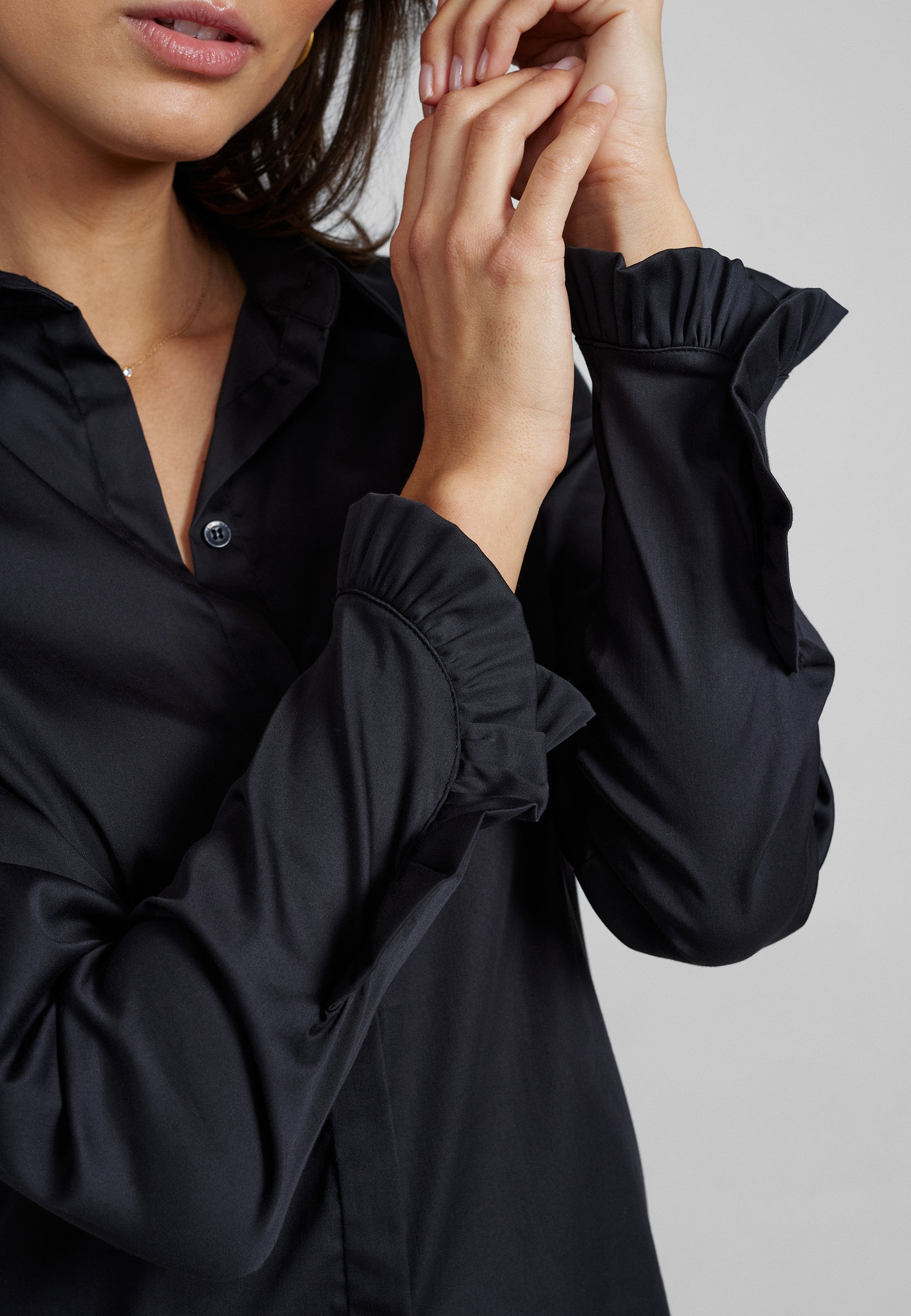 Modelshot / Black / Detail